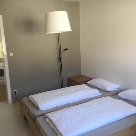 Kliniknaehe Mit Blick Ins Gruene Apartment