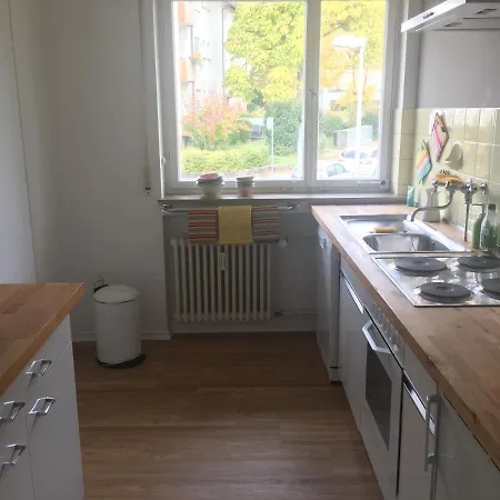 Kliniknaehe Mit Blick Ins Gruene *