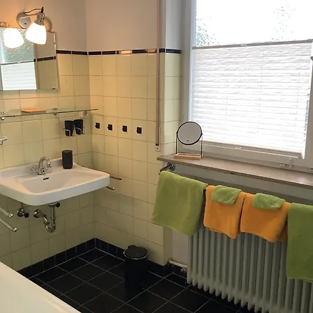 Kliniknaehe Mit Blick Ins Gruene * Tübingen